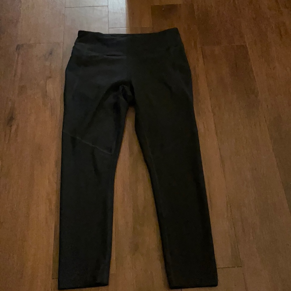 Charcoal cropped OV leggings